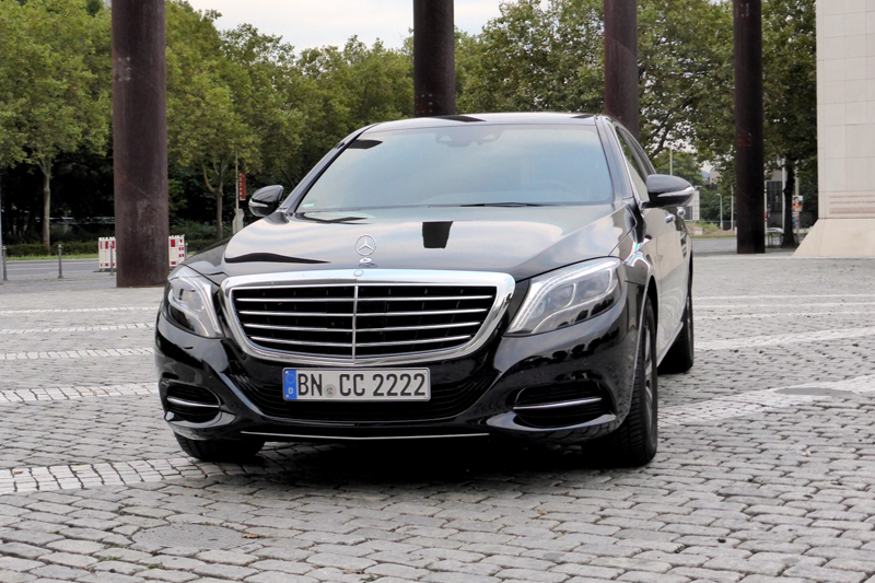 Mercedes - Front